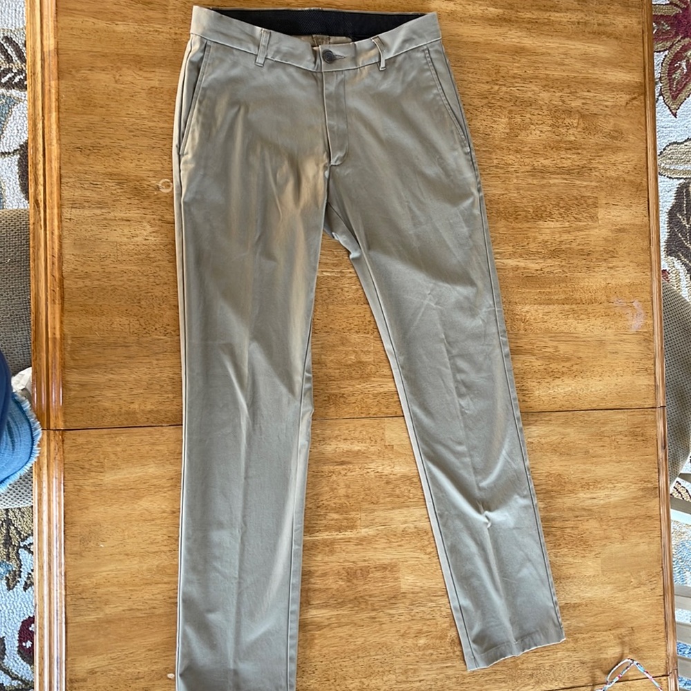 Travel Tech Slim Fit Flat Front Casual Pants 32 x 32 - Picture 2 of 5
